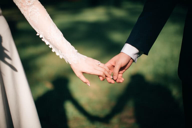 結婚や子育ての実感が薄い理由を考える | 人生設計の空白を見つめる
