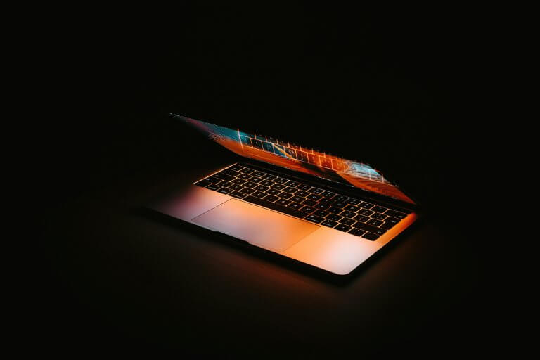 三つのAIツールで採用ページを高速制作 | 設計から実装までの流れ