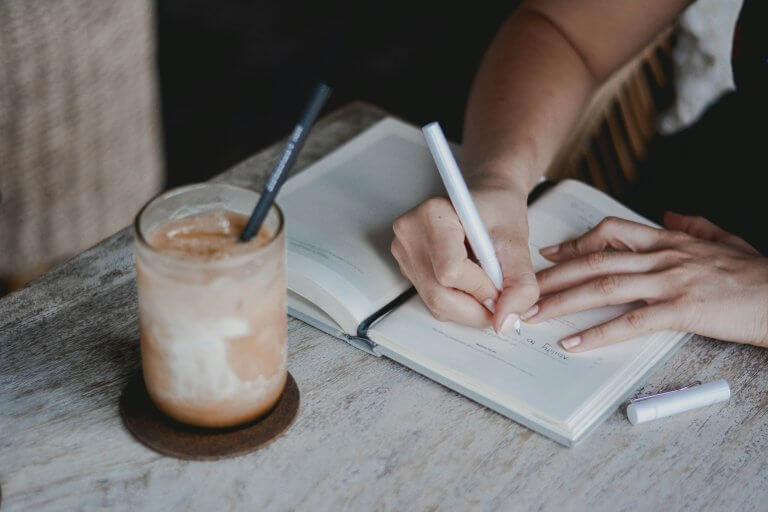 本音を書けば心は軽くなる | 中国で限界だった私を立ち直らせた言語化の力